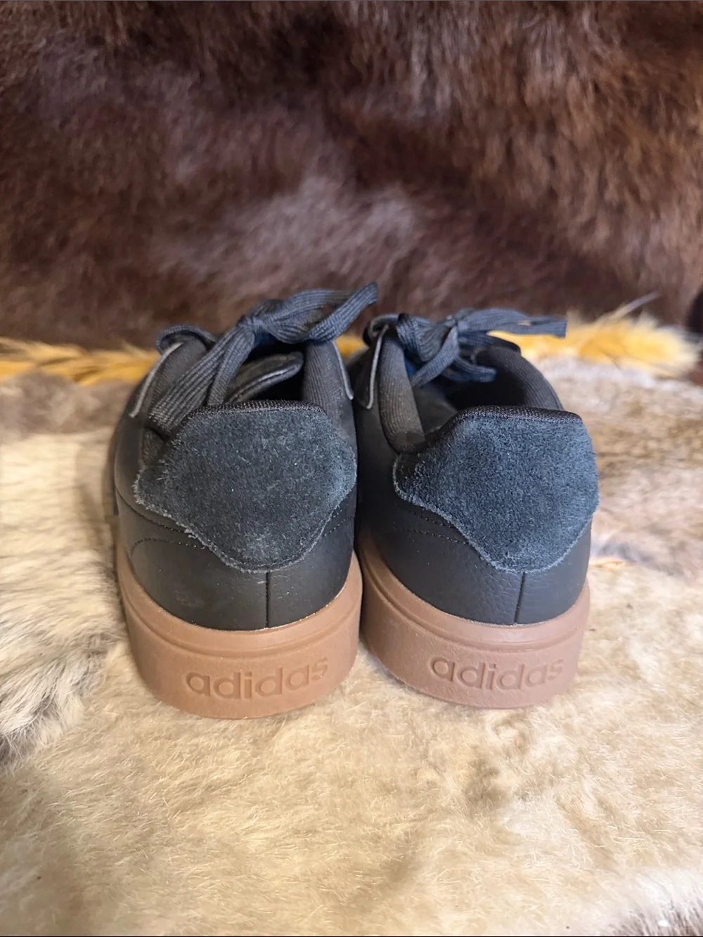 adidas classic low